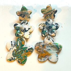 NEW Green Faux Stone Swirl Triple Flower Floral Polymer Clay Dangle Earrings